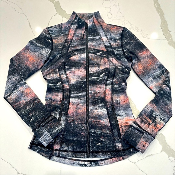Women’s Lulu Lemon define zip up jacket, Size 6 - Picture 1 of 7